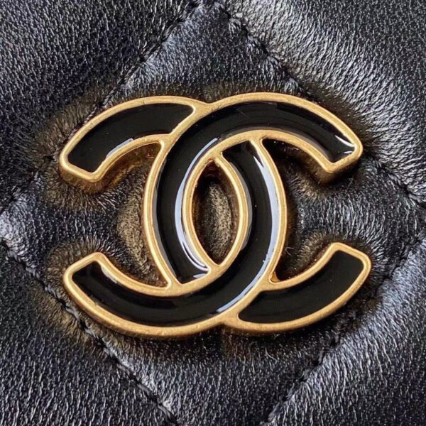 CHANEL CLUTCH WITH CHAIN BLACK AP2635 - Image 2