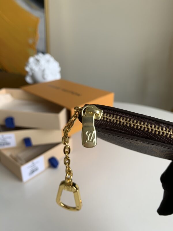 LOUIS VUITTON MONOGRAM KEY POUCH M62650 - Image 3