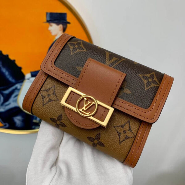 LOUIS VUITTON DAUPHINE COMPACT WALLET M68725 - Image 7