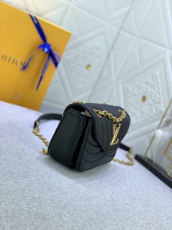 LOUIS VUITTON NEW WAVE CHAIN BAG BLACK 21CM M20687 - Image 7