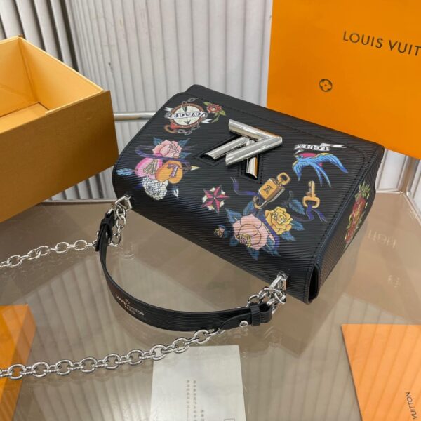 LOUIS VUITTON TWIST BAG BLACK 23CM - Image 4