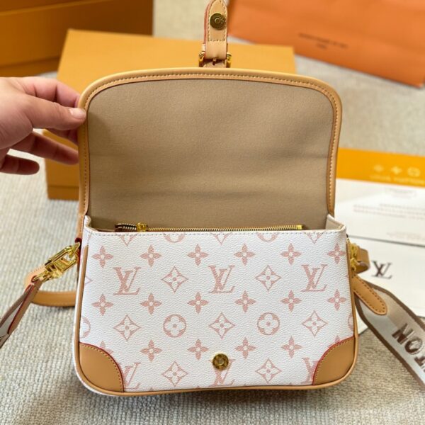 LOUIS VUITTON DIANE SATCHEL MONOGRAM CREAM BEIGE 25CM - Image 4