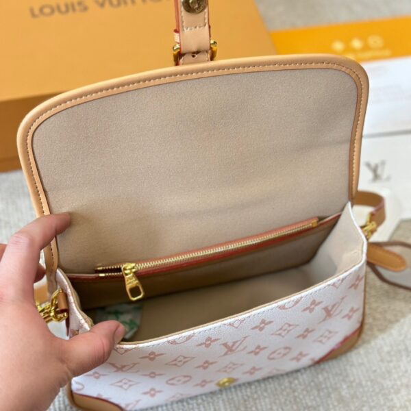 LOUIS VUITTON DIANE SATCHEL MONOGRAM CREAM BEIGE 25CM - Image 5